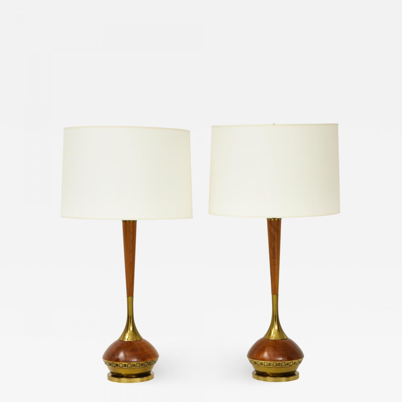 Pair of Mid Century Modern table lamps. By Laurel Lamp Company.