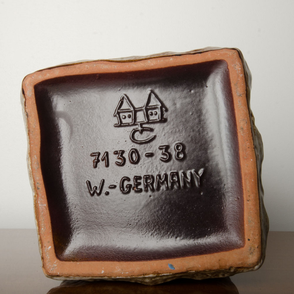 A vase by West German Pottery manufacturer Scheurich Keramic, 1965.