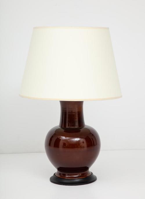 Mid Century Modern Ceramic table Lamp.