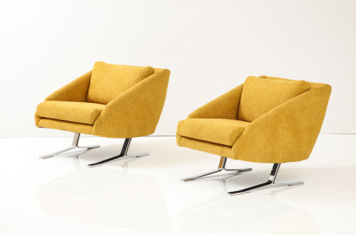 Pair of Mid Century Modern Lounge Chairs
