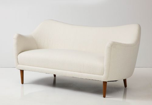 "Poet Sofa" designed by Finn Juln