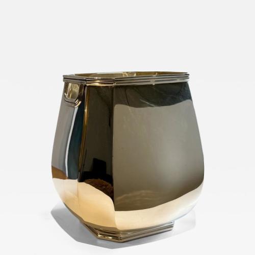 Fratelli Cacchione Silver Tiffany & CO. Modernist Vase. Milan, Italy. 1970's.