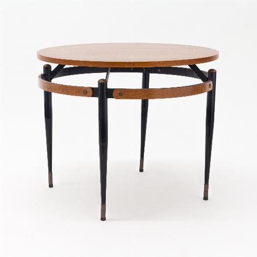 Mid Century round cocktail table.